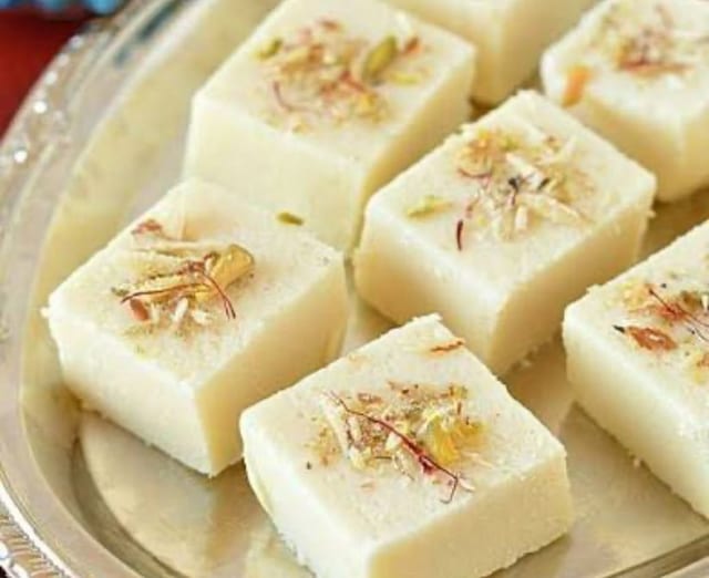 Malai Burfi Desi Ghee.